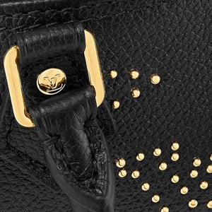 LOUIS VUITTON Nano Speedy Black.
