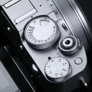 FUJIFILM X100VI mirrorless camera فوجي فيلم.