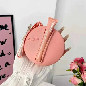 Rhode Beauty Peptide Lip Tint مع حقيبة سيليكون مطابقة اللون رود.