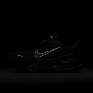 Nike Vomero Plus Women's حذاء الجري على الطرق للنساء.