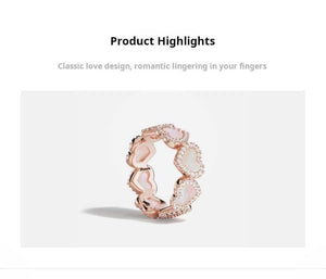 خاتم بتصميم قلوب و Pink Mother Shell مرصع بالزركون.