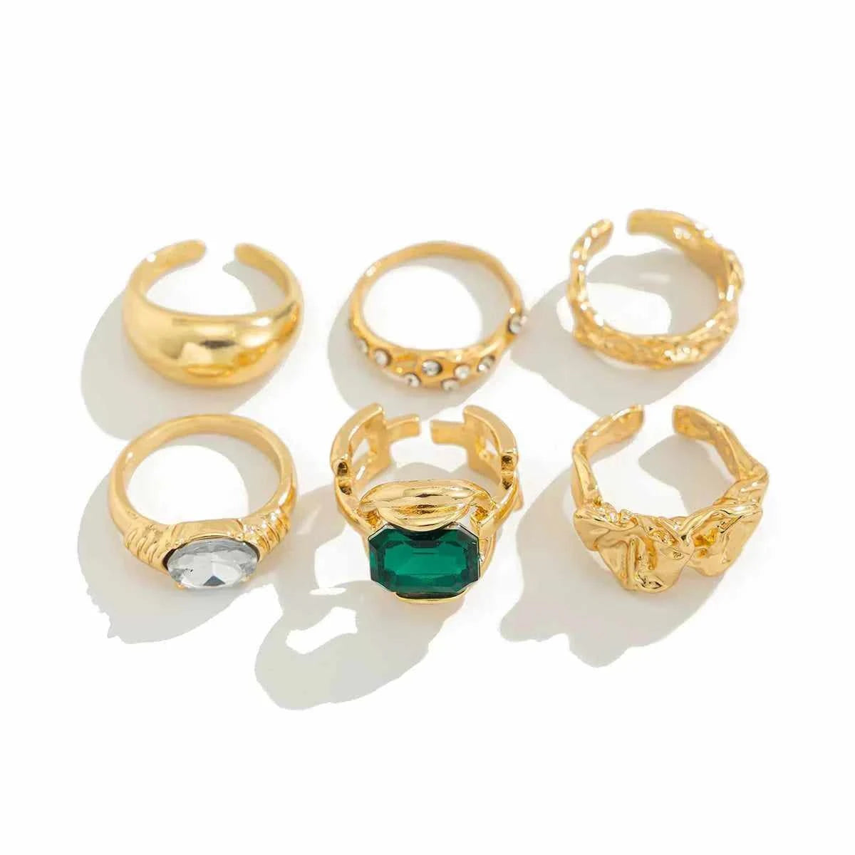طقم خواتم Chunky Rings مرصعة بـ Crystal ملون.
