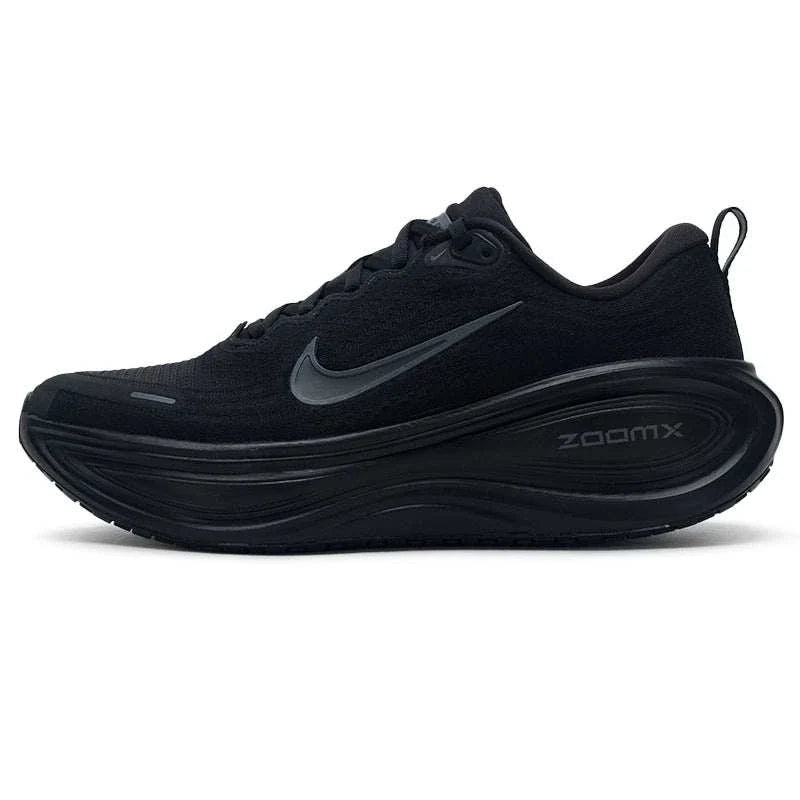 Nike Vomero Plus.