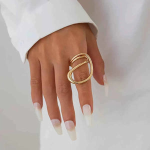 سوار نسائي | تصميم معدني لامع مفتوح بنمط غير منتظم موضة 2025 spring bracelet.