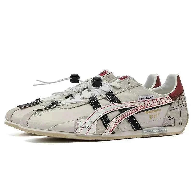حذاء PandaPrank Onitsuka Tiger رياضي أبيض بتصميم عصري فريد.
