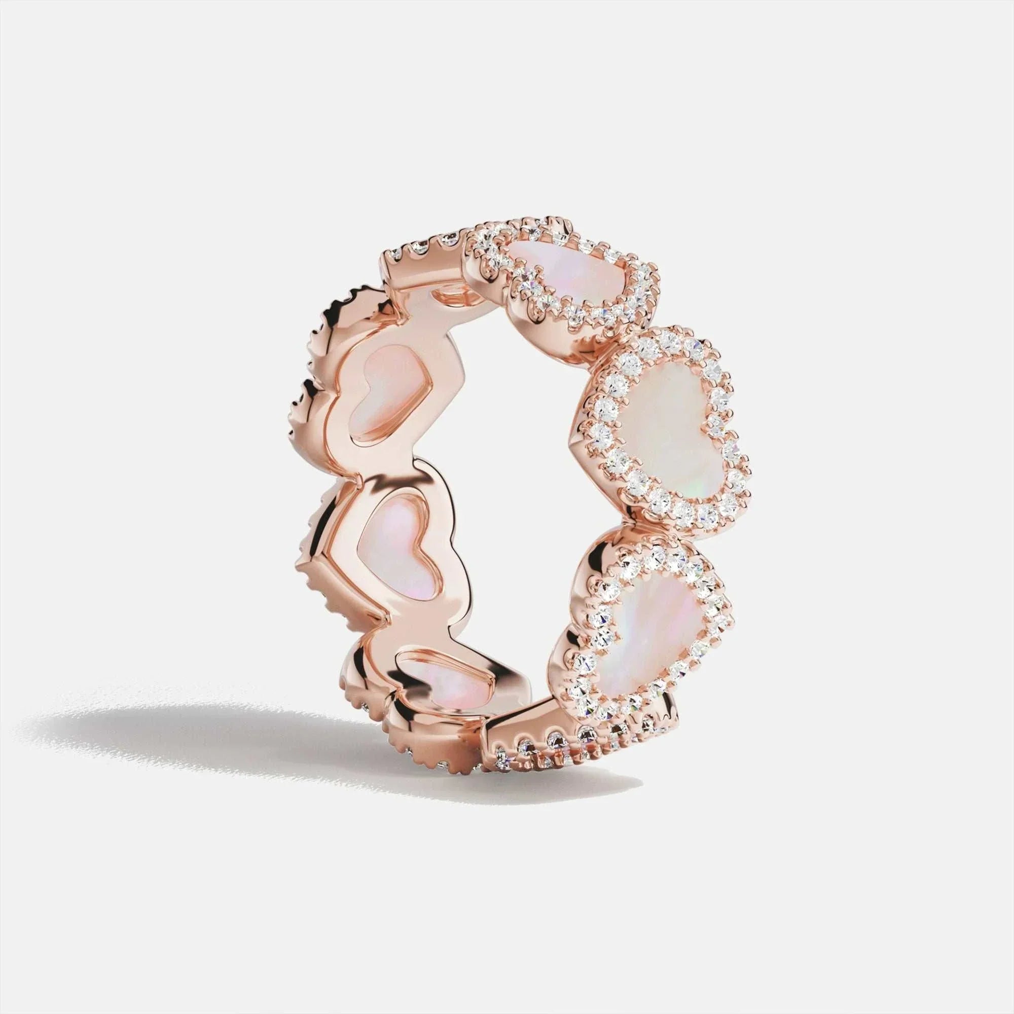 خاتم بتصميم قلوب و Pink Mother Shell مرصع بالزركون.