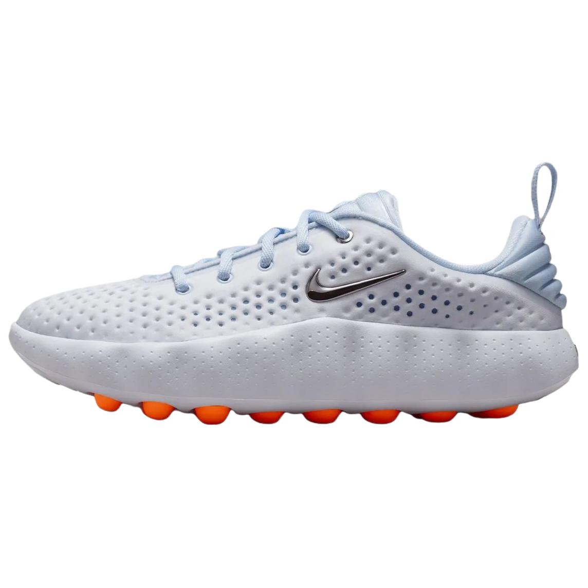 حذاء Nike Mind أبيض بنعل برتقالي مميز