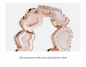 خاتم بتصميم قلوب و Pink Mother Shell مرصع بالزركون.