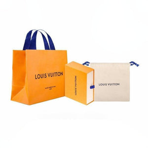 سوار Louis Vuitton بقلادة قلب وردي Monogram.